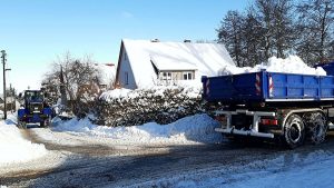 THW Bassum hilft in Bad Harzburg - Schneetransport zum Parkplatz am Silberbornbad