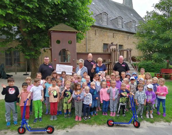 1100 Euro für den Kindergarten St. Andreas
